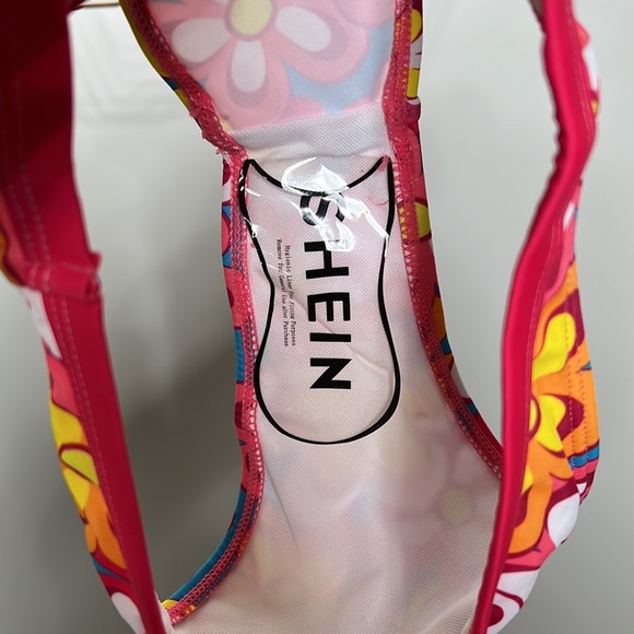 Shein medium floral bikini NWOT still has sanitary liner - Picture 3 of 3